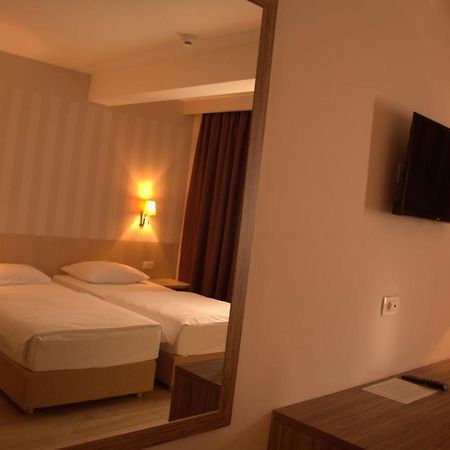 Wine Hotel Cesarica Međugorje Εξωτερικό φωτογραφία